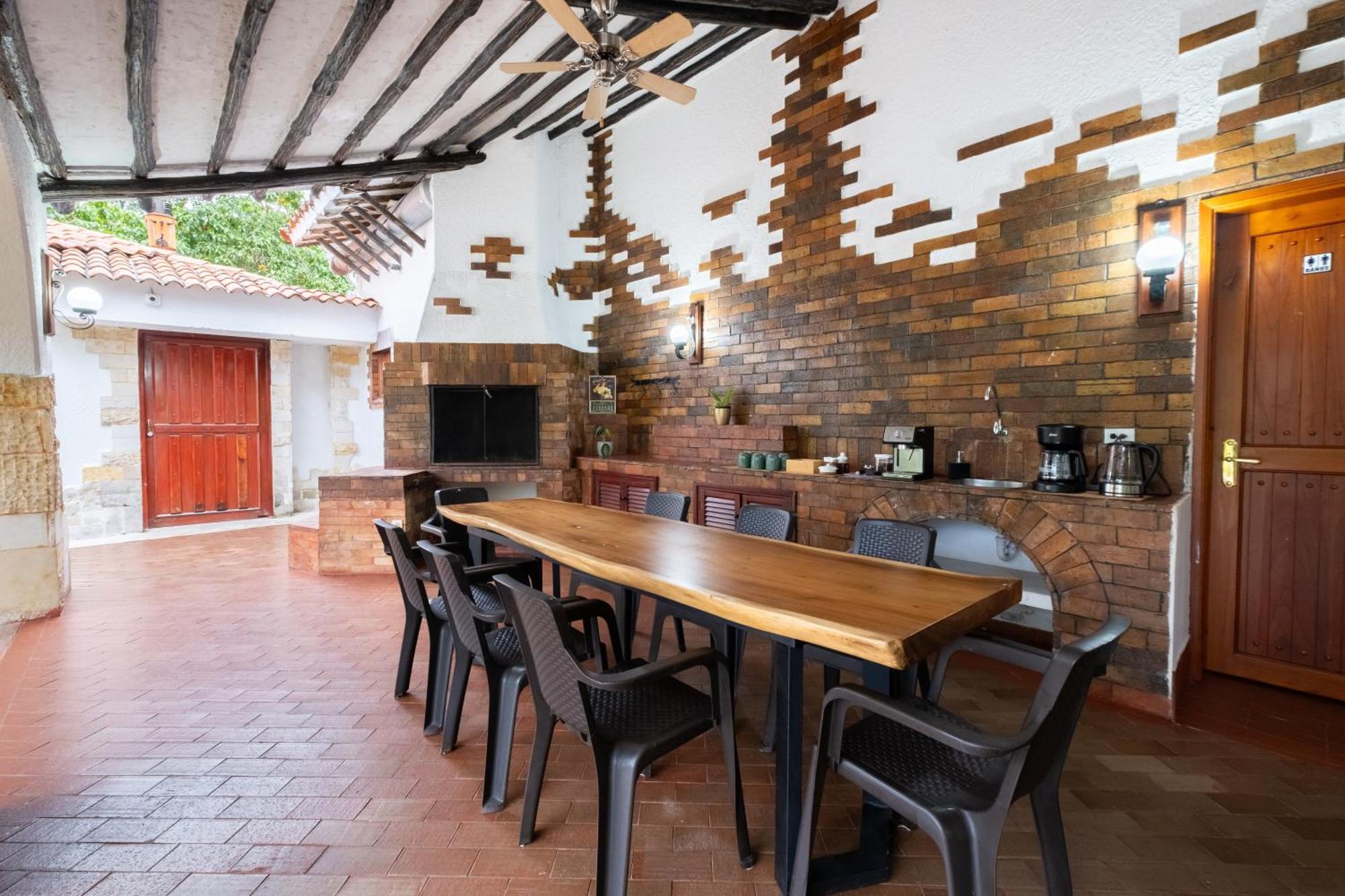 Hotel Chalet El Castillo By Majuva La Tebaida Exterior photo